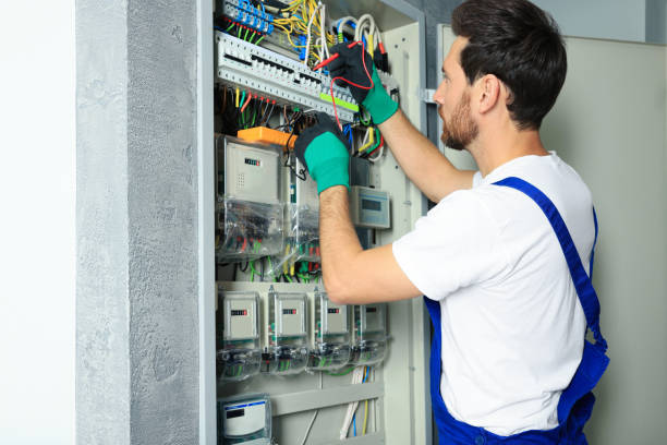 Best Electrician Near Me  in Smith Center, KS